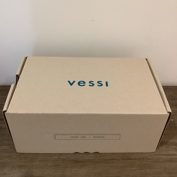 NEW Vessi women’s everyday classic size 9 grey sneaker - Picture 10 of 11